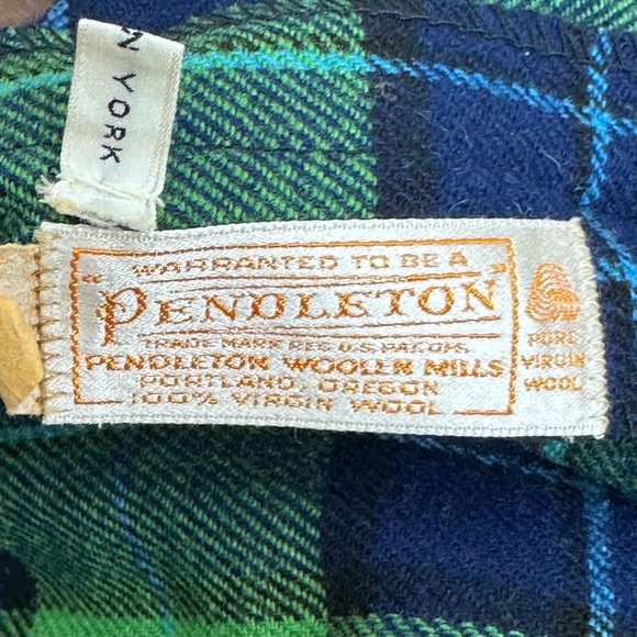 Vintage 1960s Green and Blue Plaid Wool Pants, Pendleton Size XS, 24"x27.75" - Picture 3 of 4